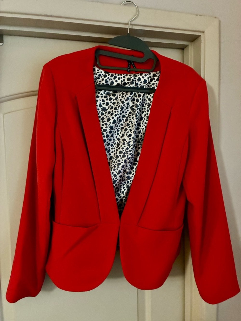 Lapis Red Open-Front Blazer with Leopard-Print Lining